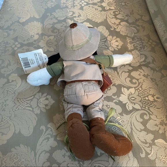 Walt Disney World Safari Goofy Plush Figure - Picture 3 of 6